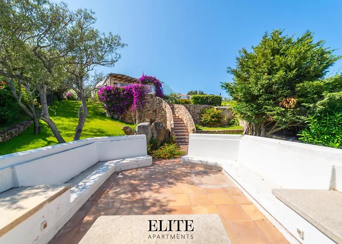 Romazzino Con Vista Mare Villa